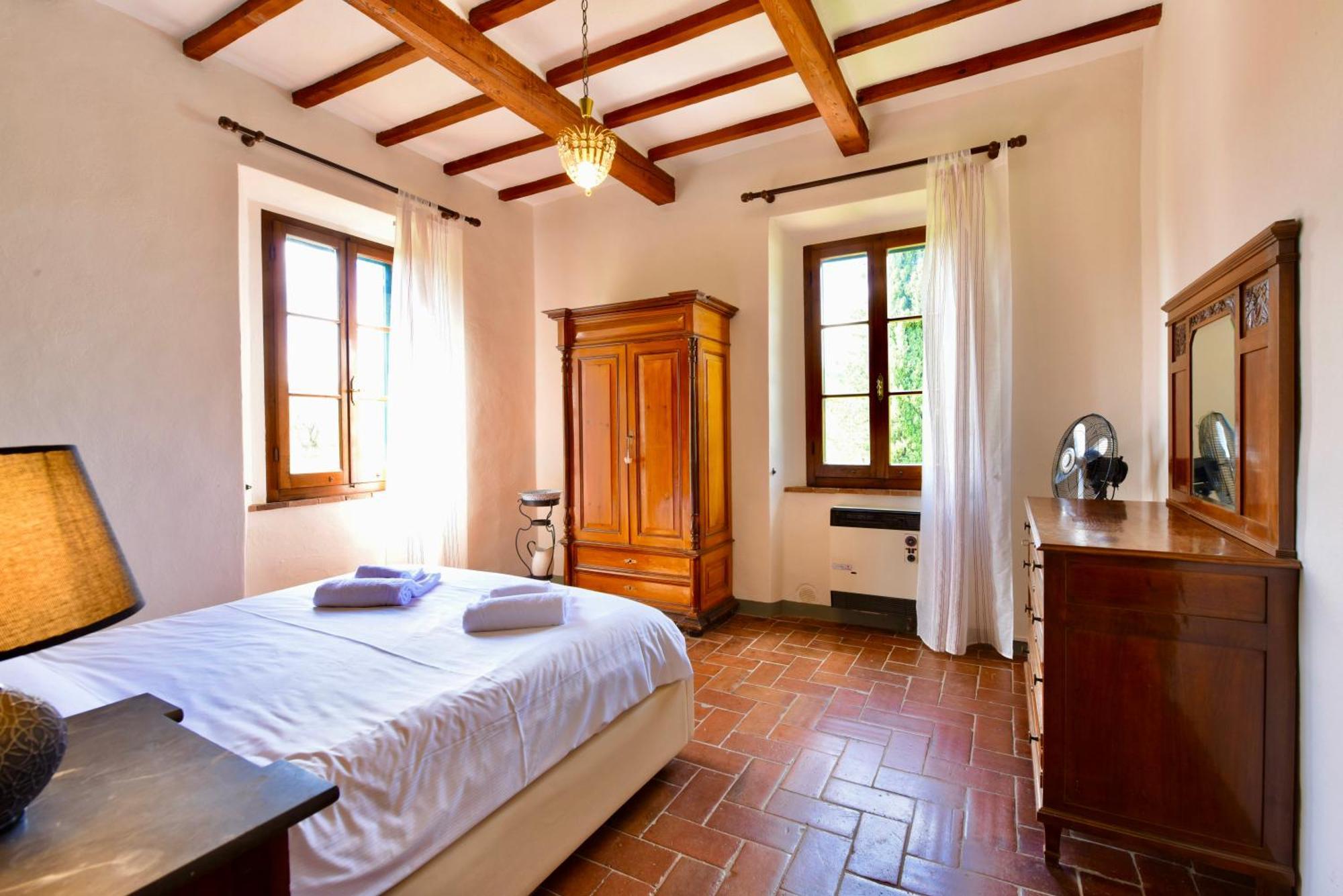 צ'יביטלה אין ואל די קיאנה Agriturismo I Poggilunghi מראה חיצוני תמונה